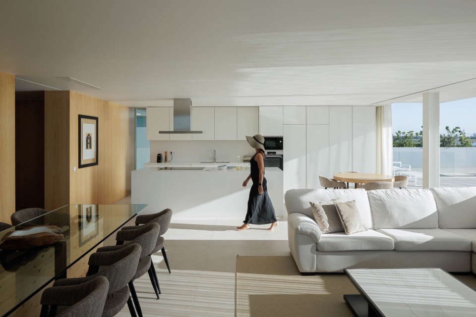 JD2 house by Rui Rosmaninho
