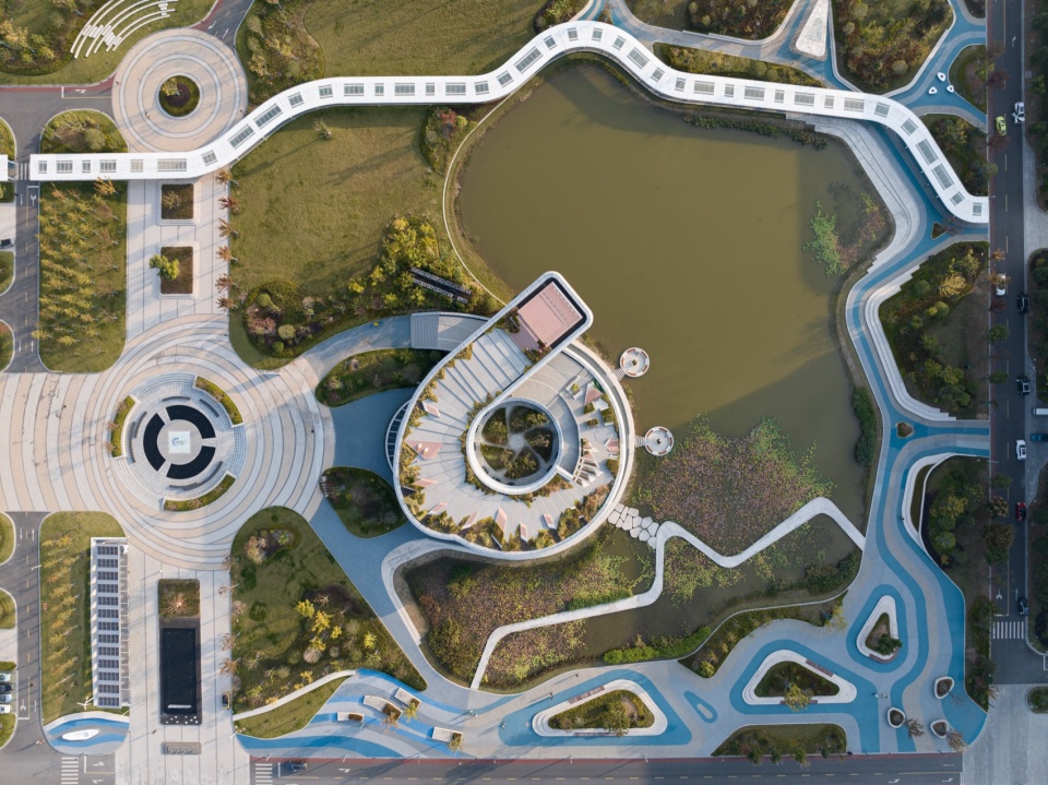 海螺馆鸟瞰Ningbo ZEEKR Co Creation Center ©Right Angle 26