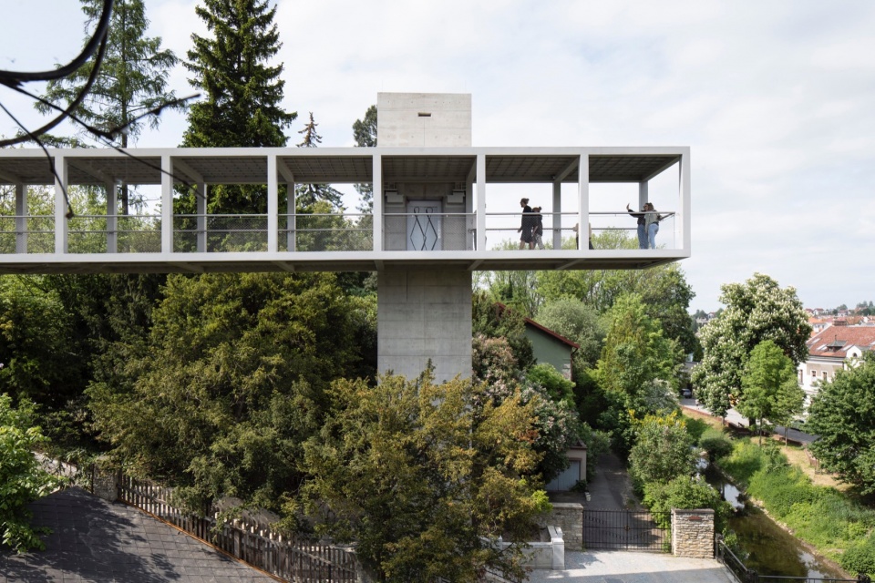 footbridge in litomysl by ehl koumar architekti jto