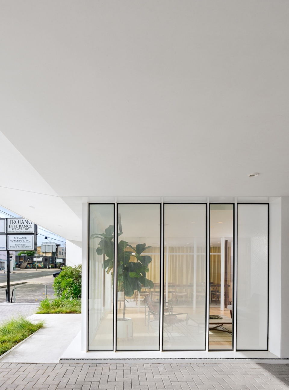 burnet road offices by baldridge architects