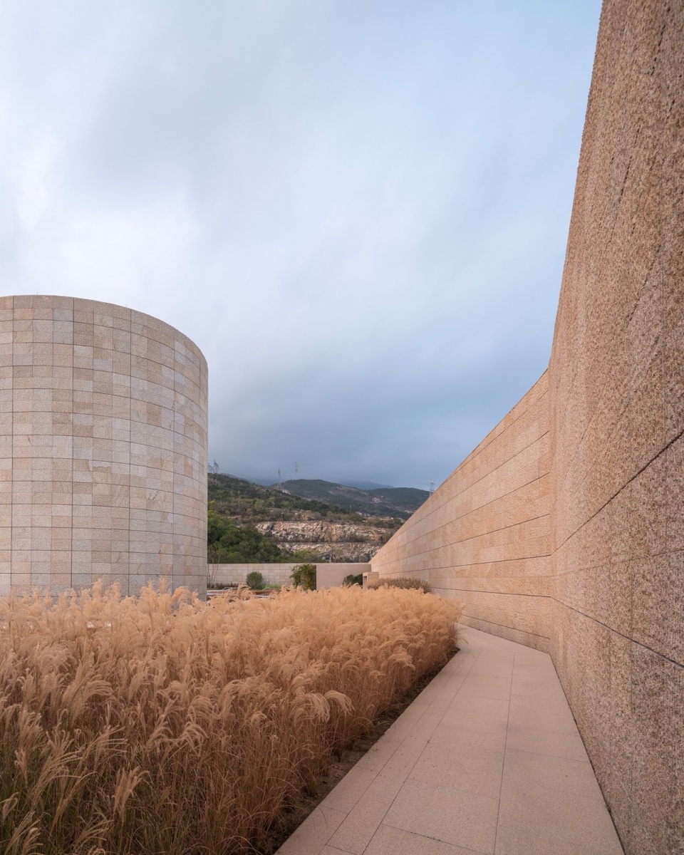 Daya Bay Nuclear Power Science and Technology Museum by E UV Huayi Design