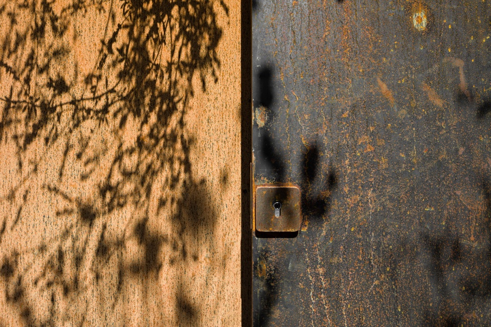the house under the ground by willemsenu
