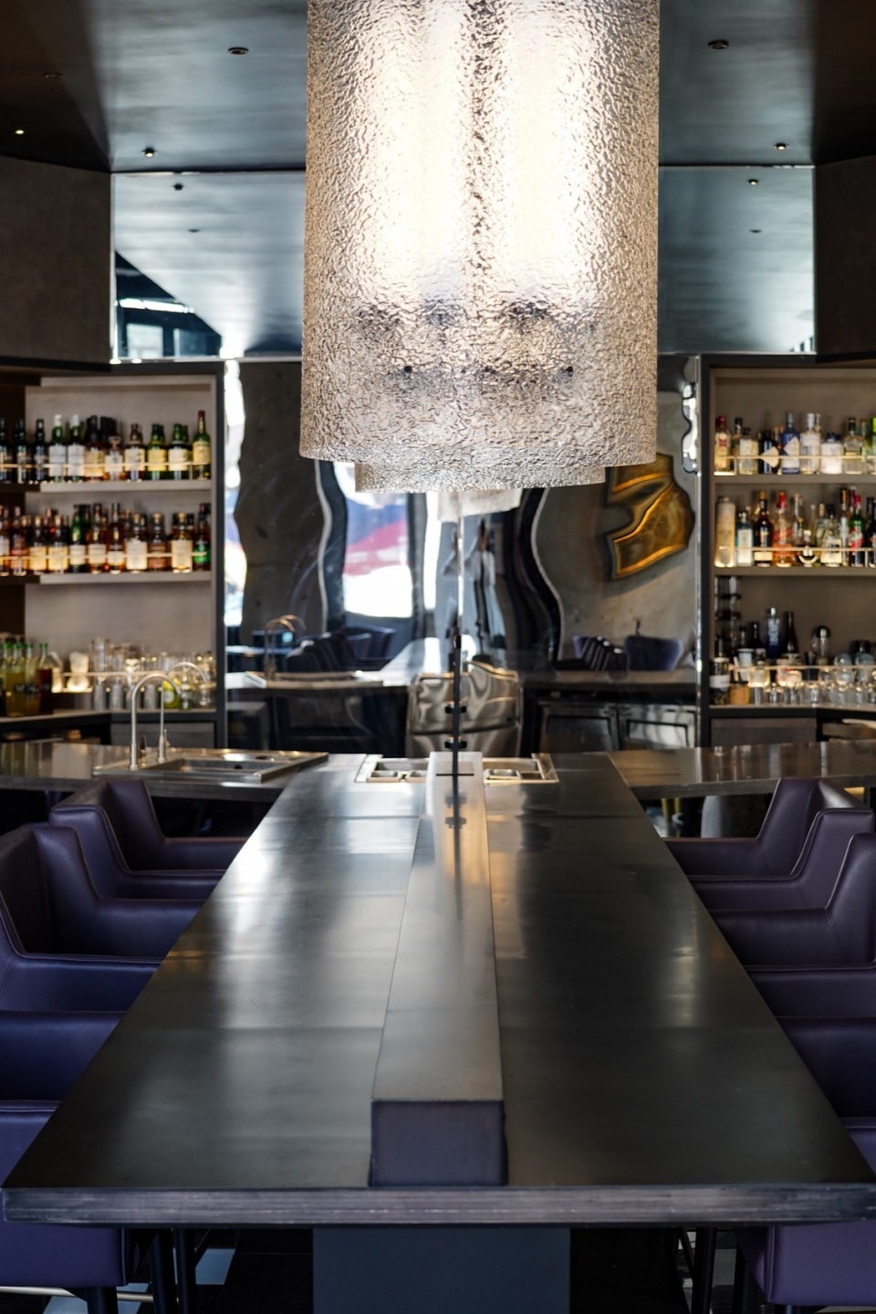 yan bar by huizong design and research office