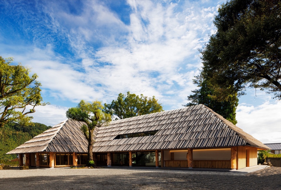 Aoi Aso Shrine National Treasure Memorial Hall by Kengo Kuma and Associates