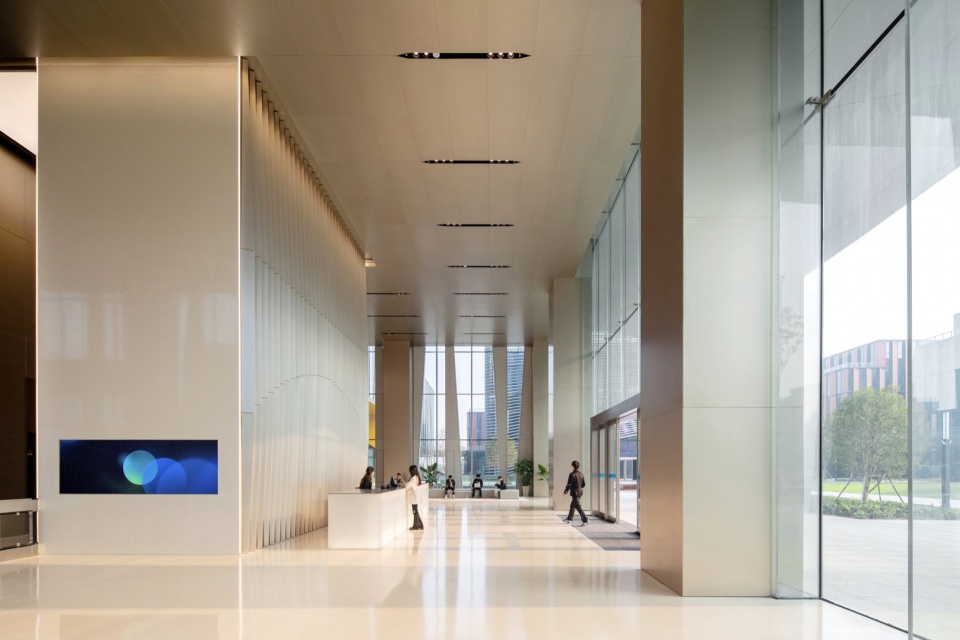 Shanghai Lingang High Live Fun Innovation Complex Phase III by FTA group GmBH