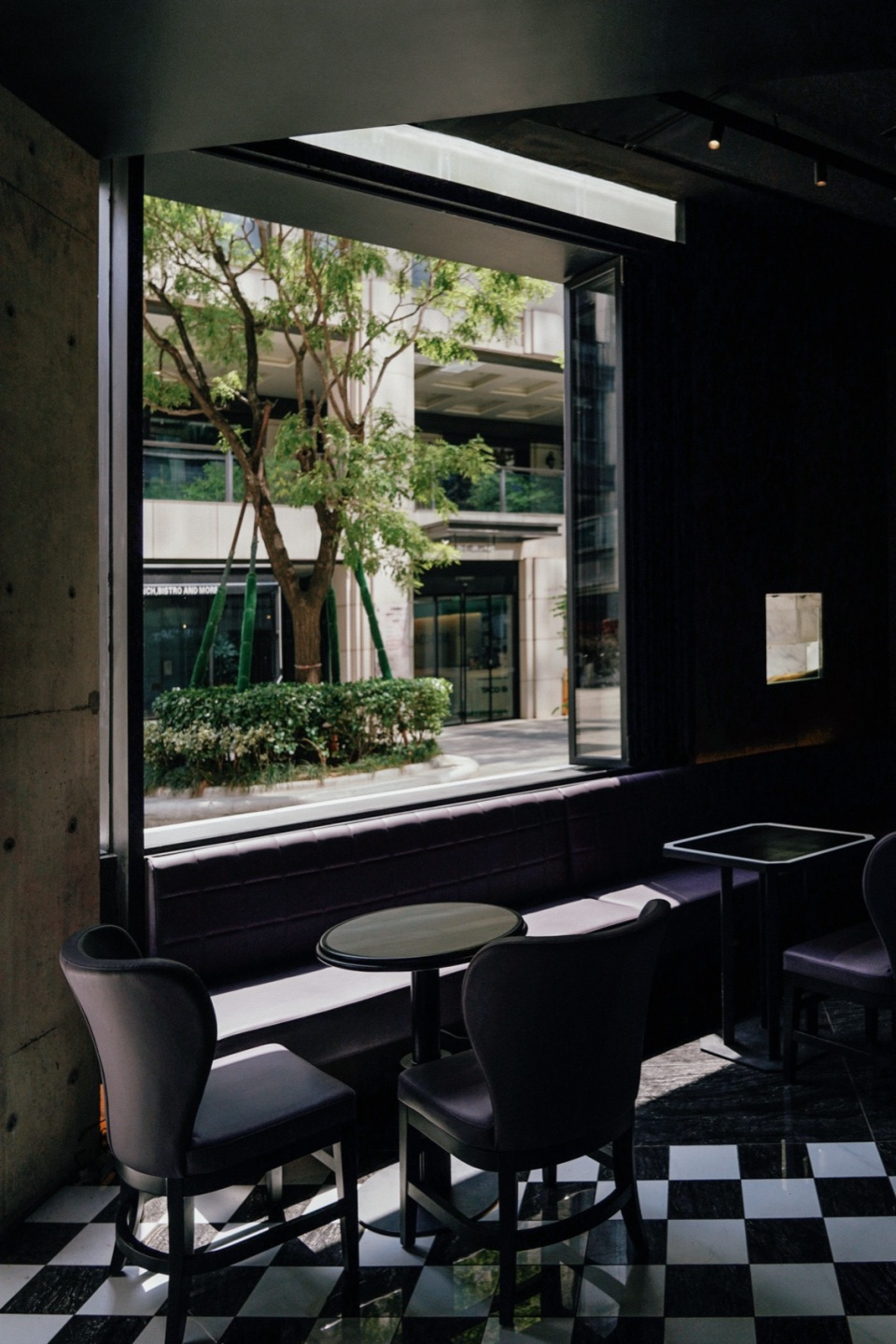 yan bar by huizong design and research office