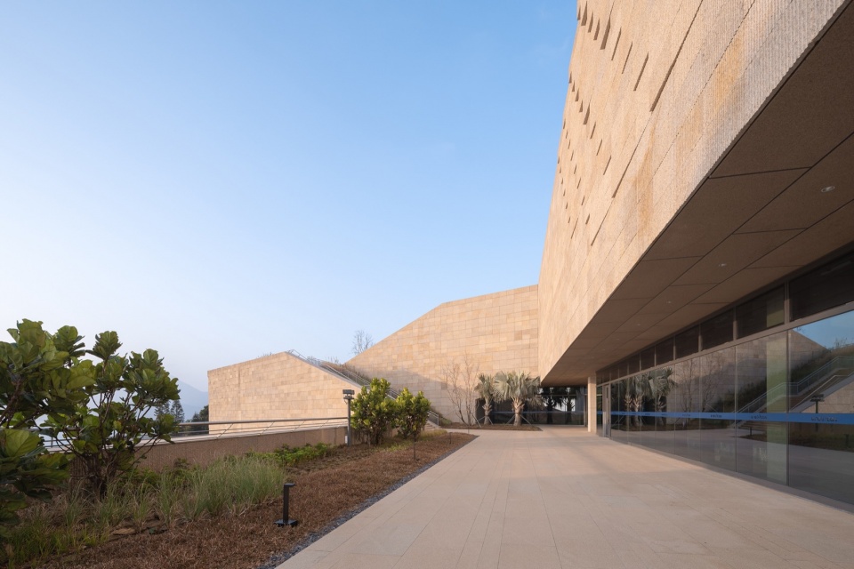 Daya Bay Nuclear Power Science and Technology Museum by E UV Huayi Design
