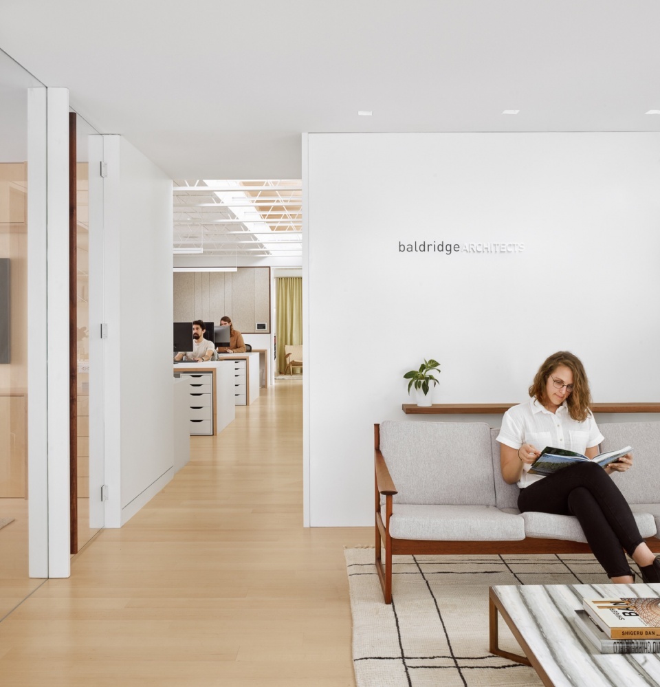 burnet road offices by baldridge architects