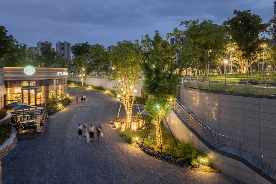 valley village shopping mall by archi tectonics