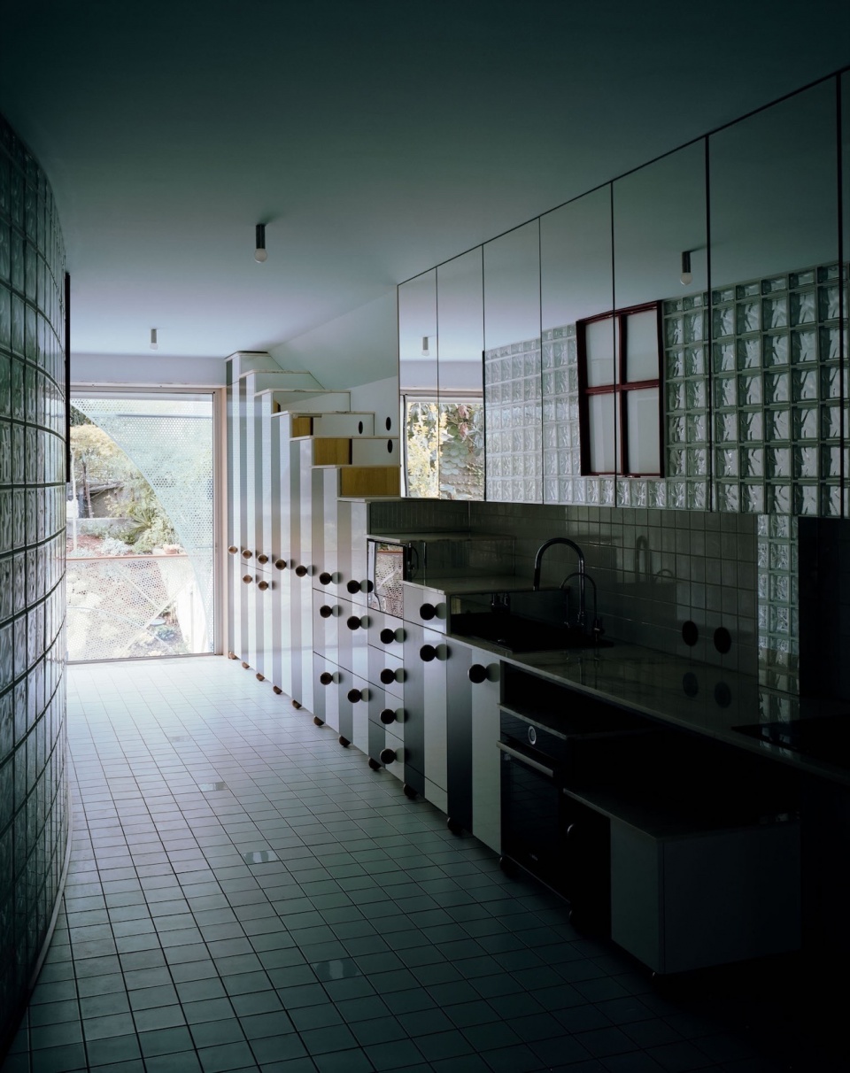 waves of glass and clouds of metal by fala atelier