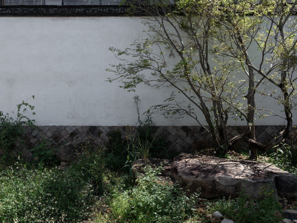 xun bakery by devolution