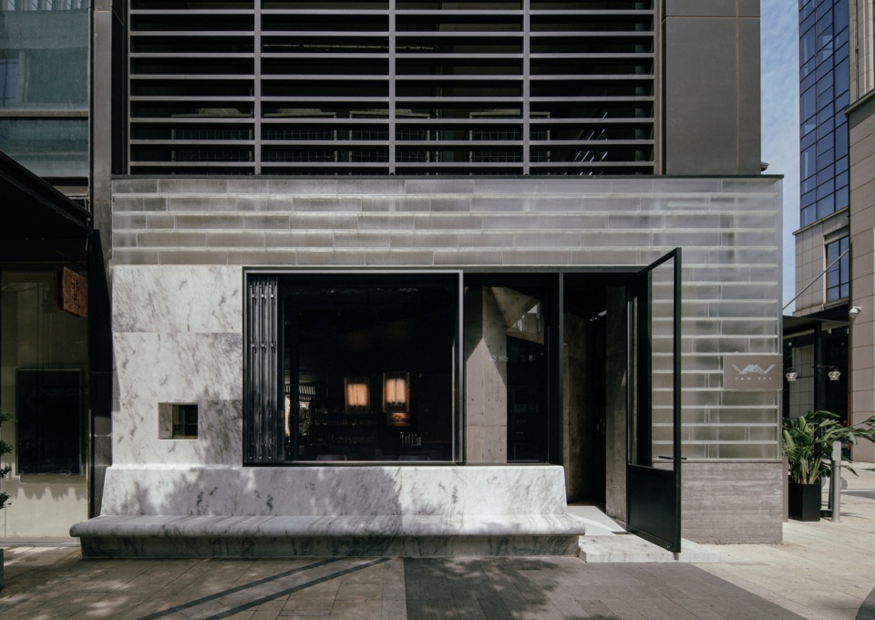 yan bar by huizong design and research office