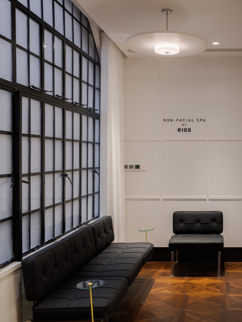 eios store hoii design