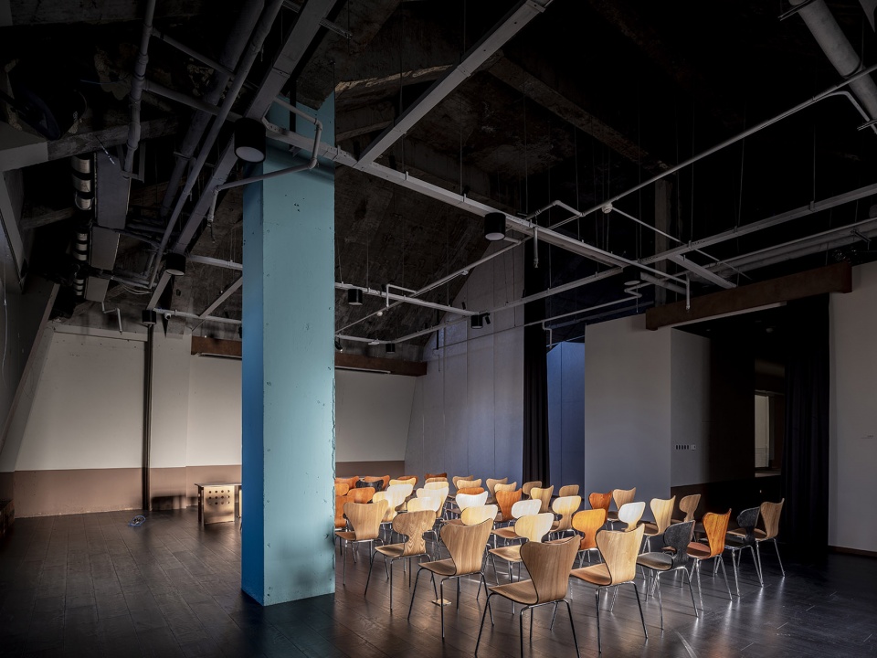 renovation of zoo architecture and design office by zoo architecture and design office