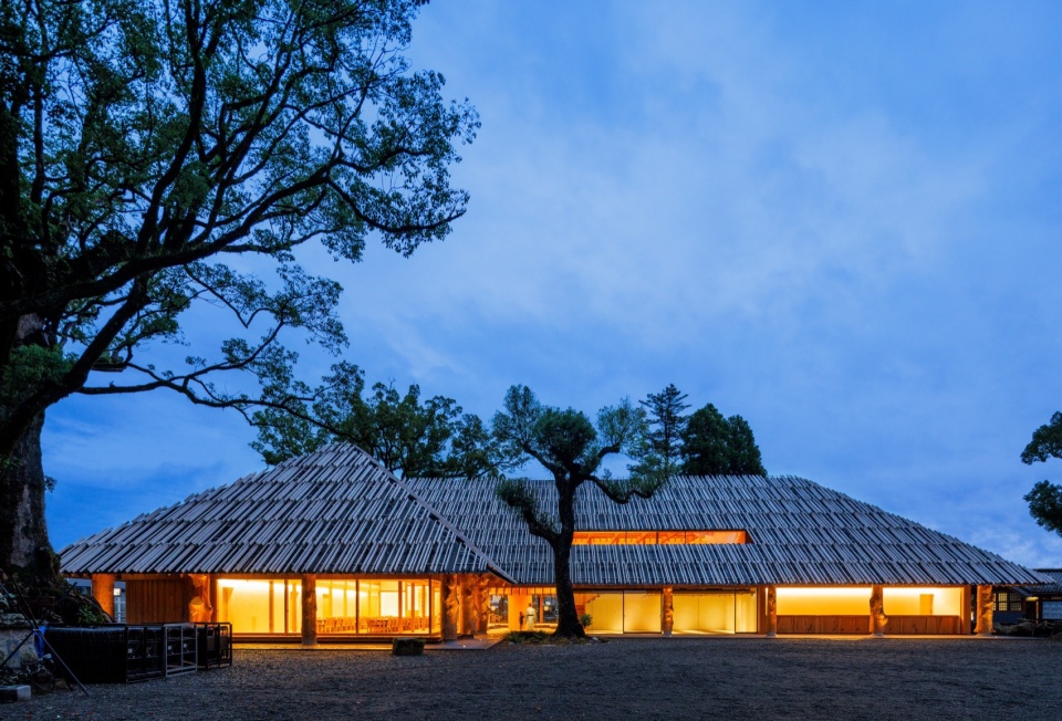 Aoi Aso Shrine National Treasure Memorial Hall by Kengo Kuma and Associates