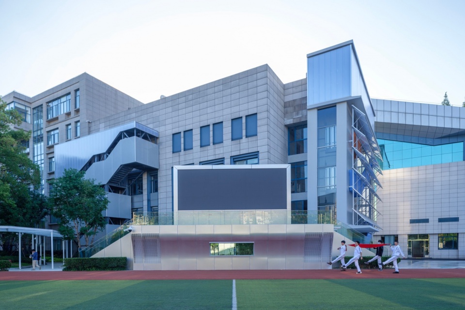 Regeneration at Shanghai Foreign Language School Affiliated to SISU