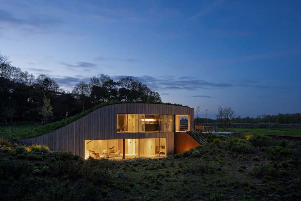 the house under the ground by willemsenu