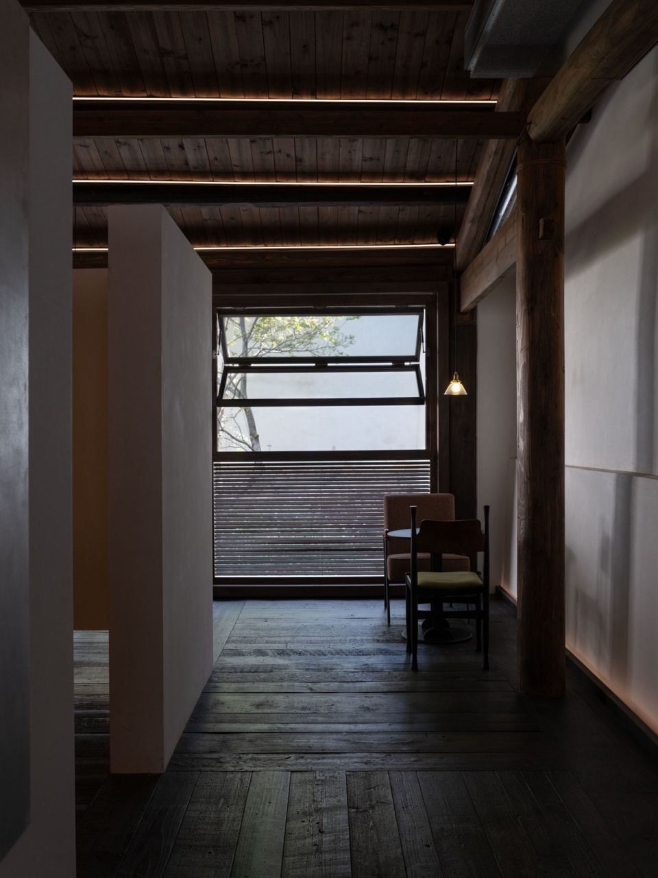 xun bakery by devolution