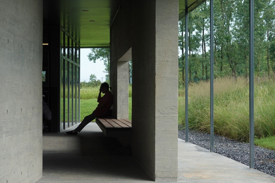 Square Courtyard Lab