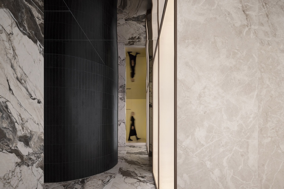Overlands Headquarters Showroom for the New Earthism Series by AD ARCHITECTURE