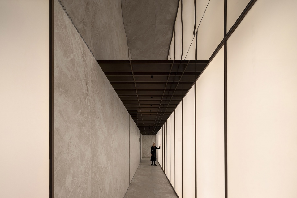 Overlands Headquarters Showroom for the New Earthism Series by AD ARCHITECTURE