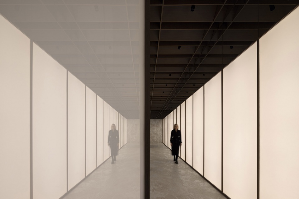 Overlands Headquarters Showroom for the New Earthism Series by AD ARCHITECTURE