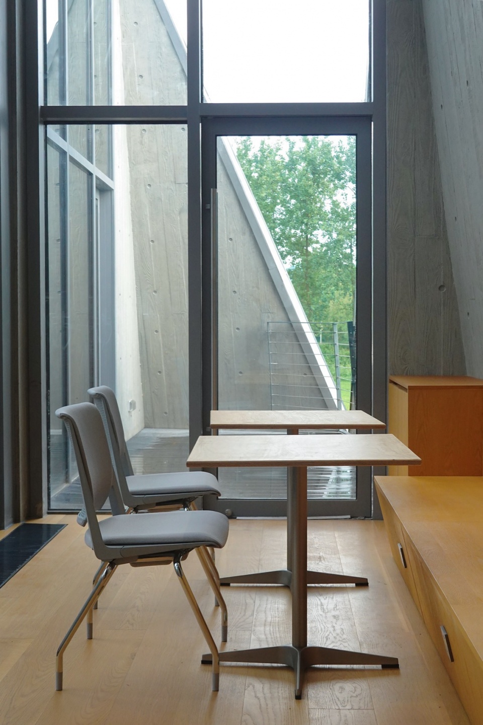 Square Courtyard Lab