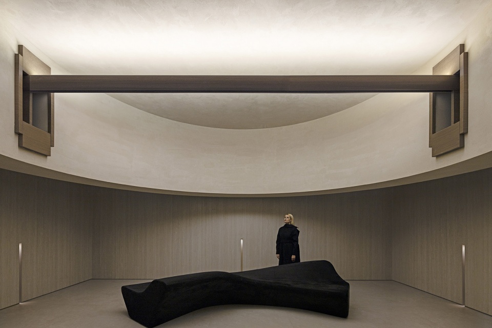 Overlands Headquarters Showroom for the New Earthism Series by AD ARCHITECTURE