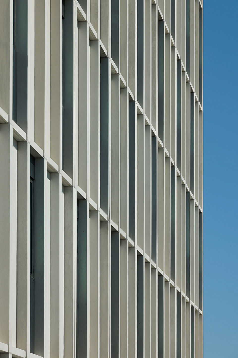 hotel bb famalicao by jorge domingues arquitetos