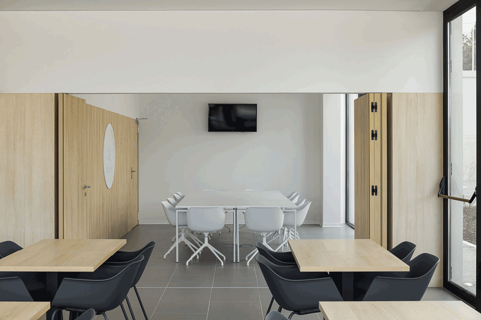 hotel bb famalicao by jorge domingues arquitetos