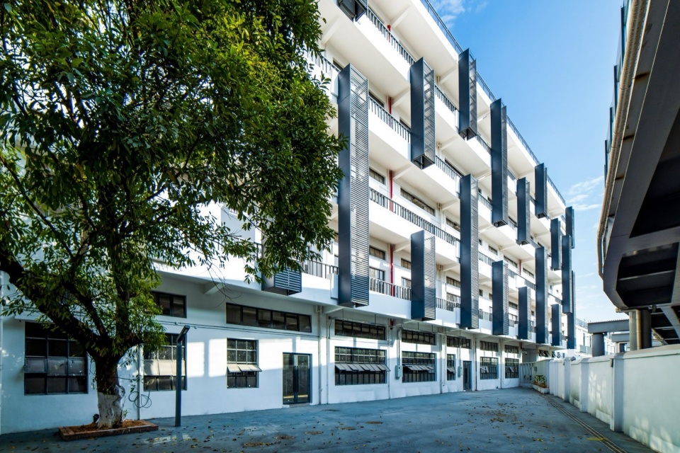 .3悬浮立体的建筑立面Suspended and three dimensional building facade©杨毅衡