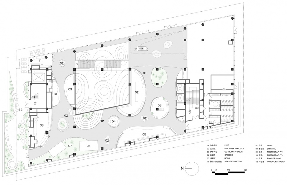 平面图the roof space yinyan collection space by b l u e architecture studio