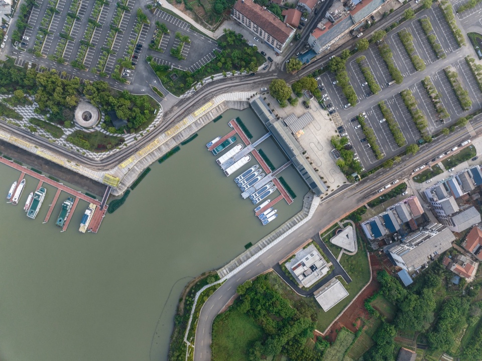长岭渡口航拍 auxiliary buildings of liangzi lake changling ferry by upa