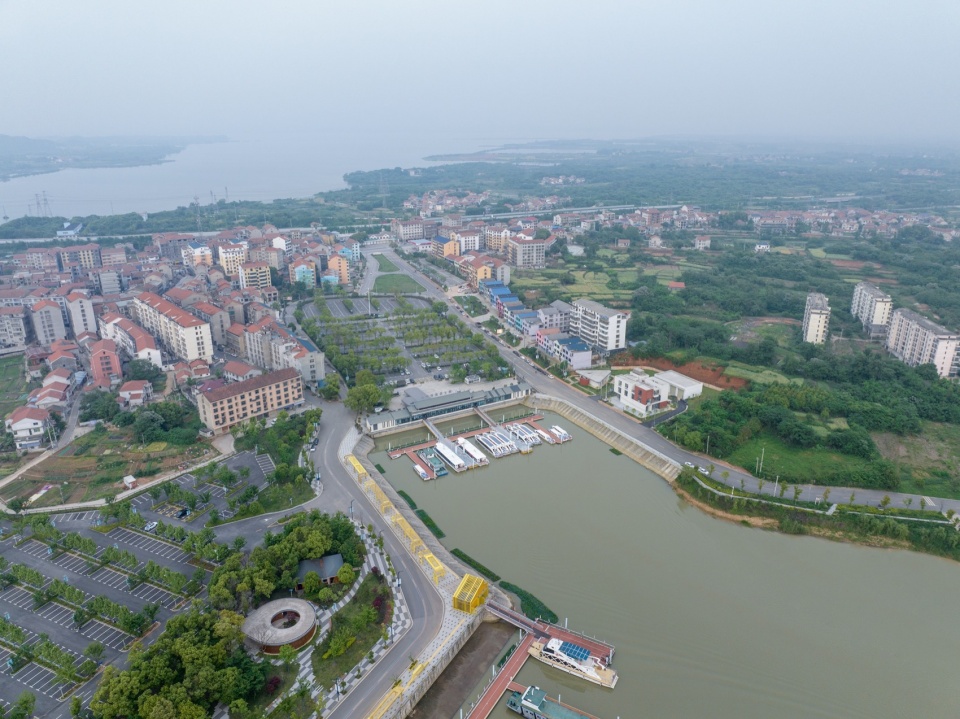 长岭渡口 整体鸟瞰 auxiliary buildings of liangzi lake changling ferry by upa