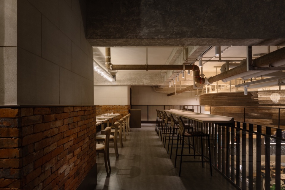 halation bistro by roomoo