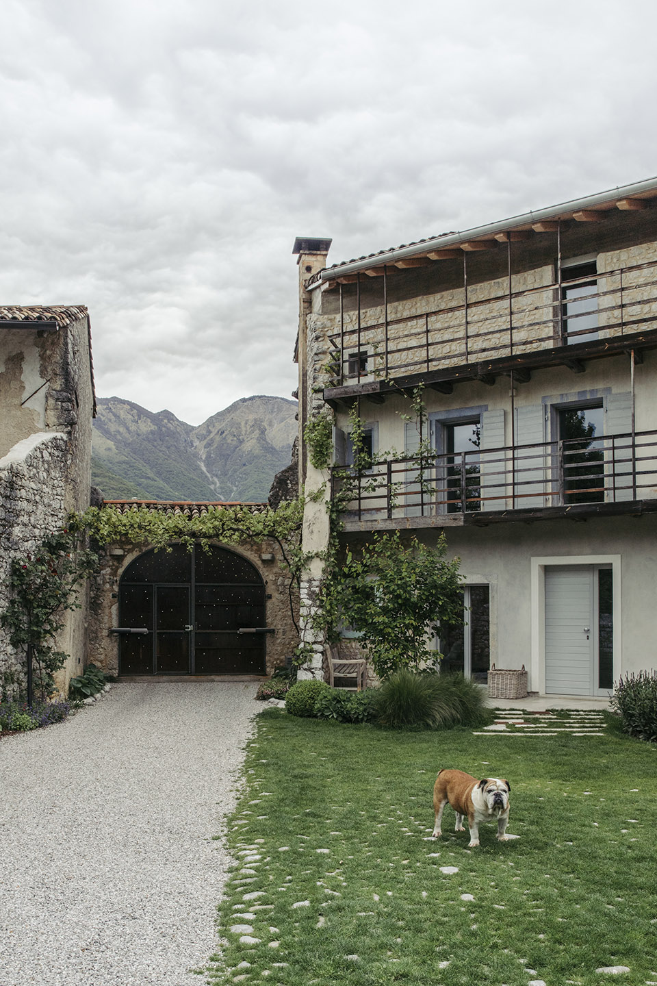 ottos house by elasticofarm