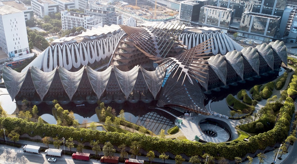marisfrolg fashion campus by architecture van brandenburg
