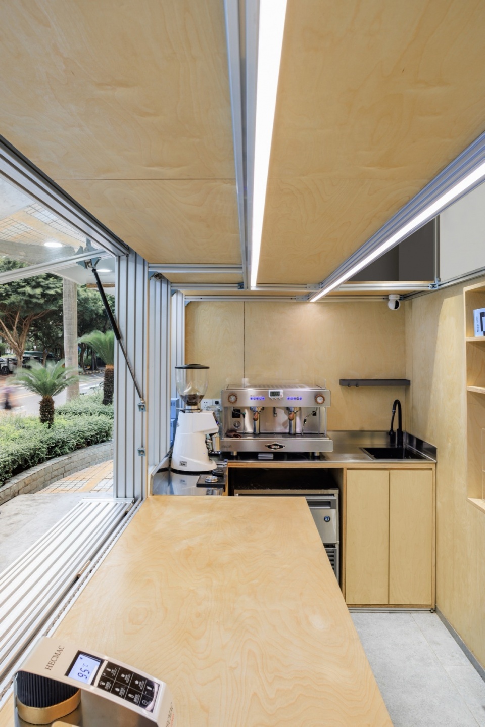 夏同 Tong Xia lotta cangsong store renovation by ruhaus studio