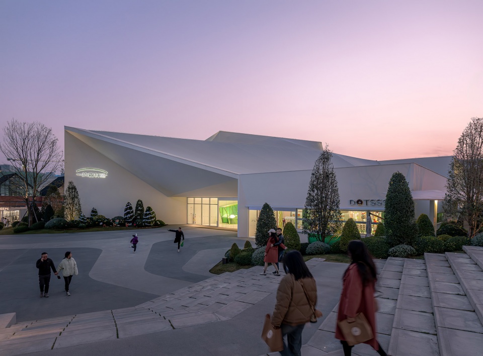 dotsss childrens museum by dl atelier