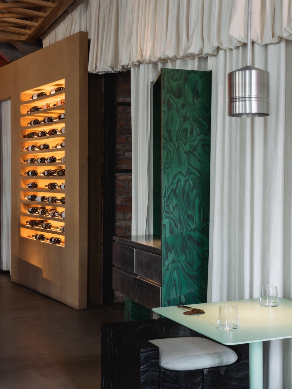 midsummer restaurant by da bureau