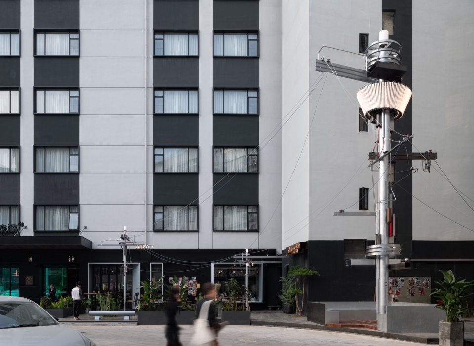 rhino installation by objectsgroup