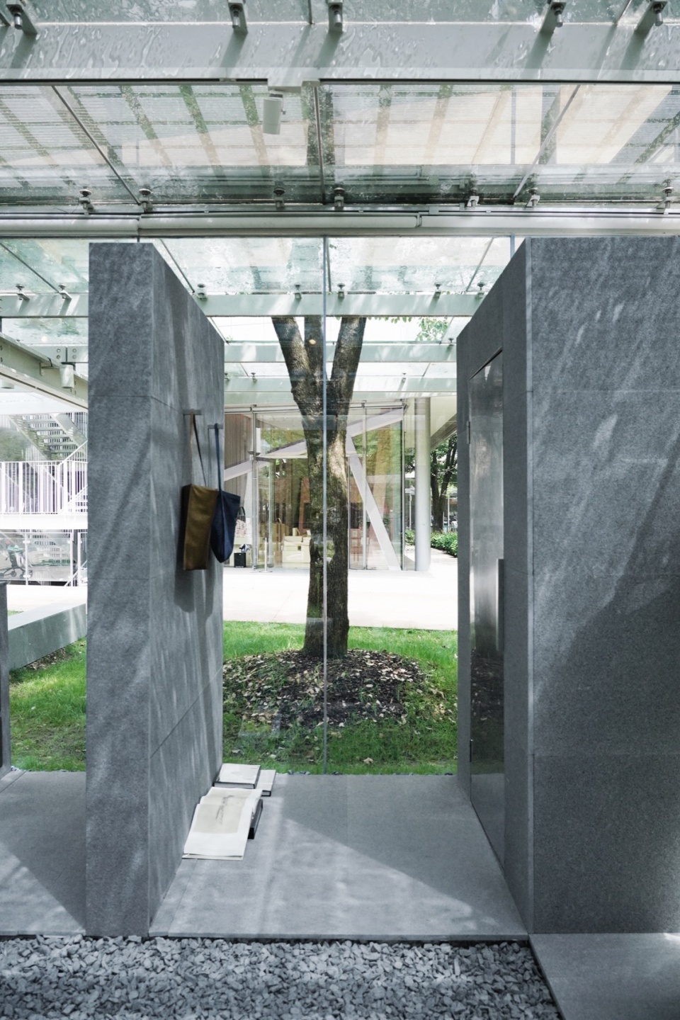 ruohan x b1ock by studio profile