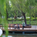 北京亮马河滨水景观廊道 / AECOM