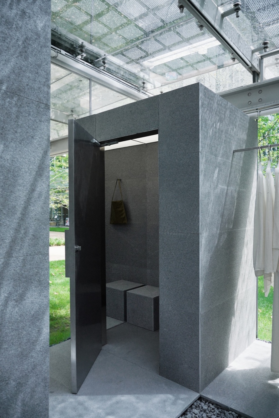 ruohan x b1ock by studio profile
