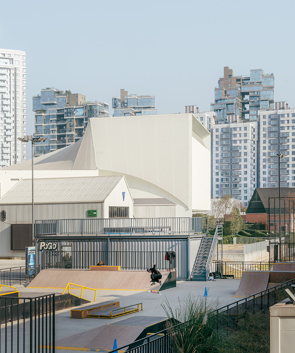 dotsss childrens museum by dl atelier