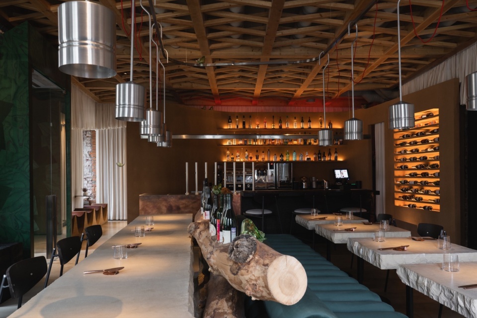 midsummer restaurant by da bureau