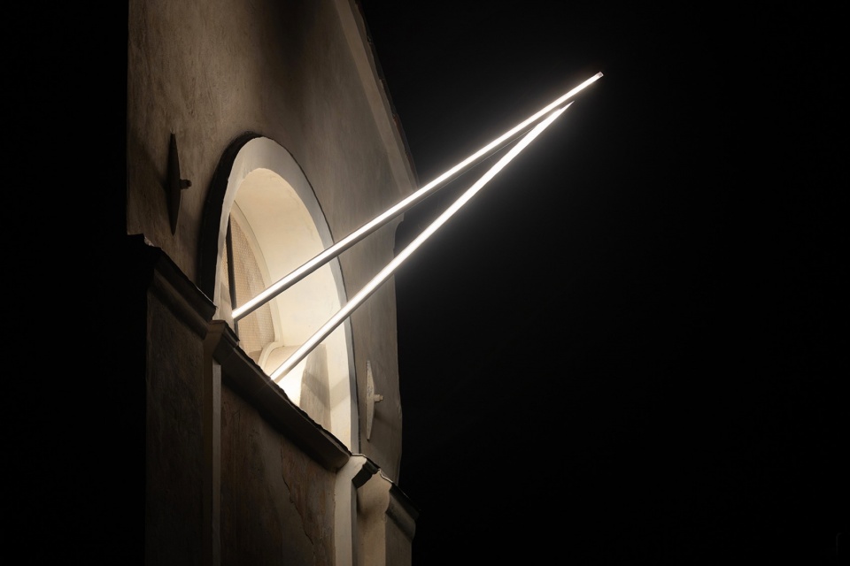 miracle light installation by emilio ferro