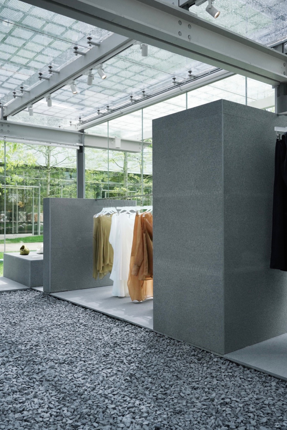 ruohan x b1ock by studio profile