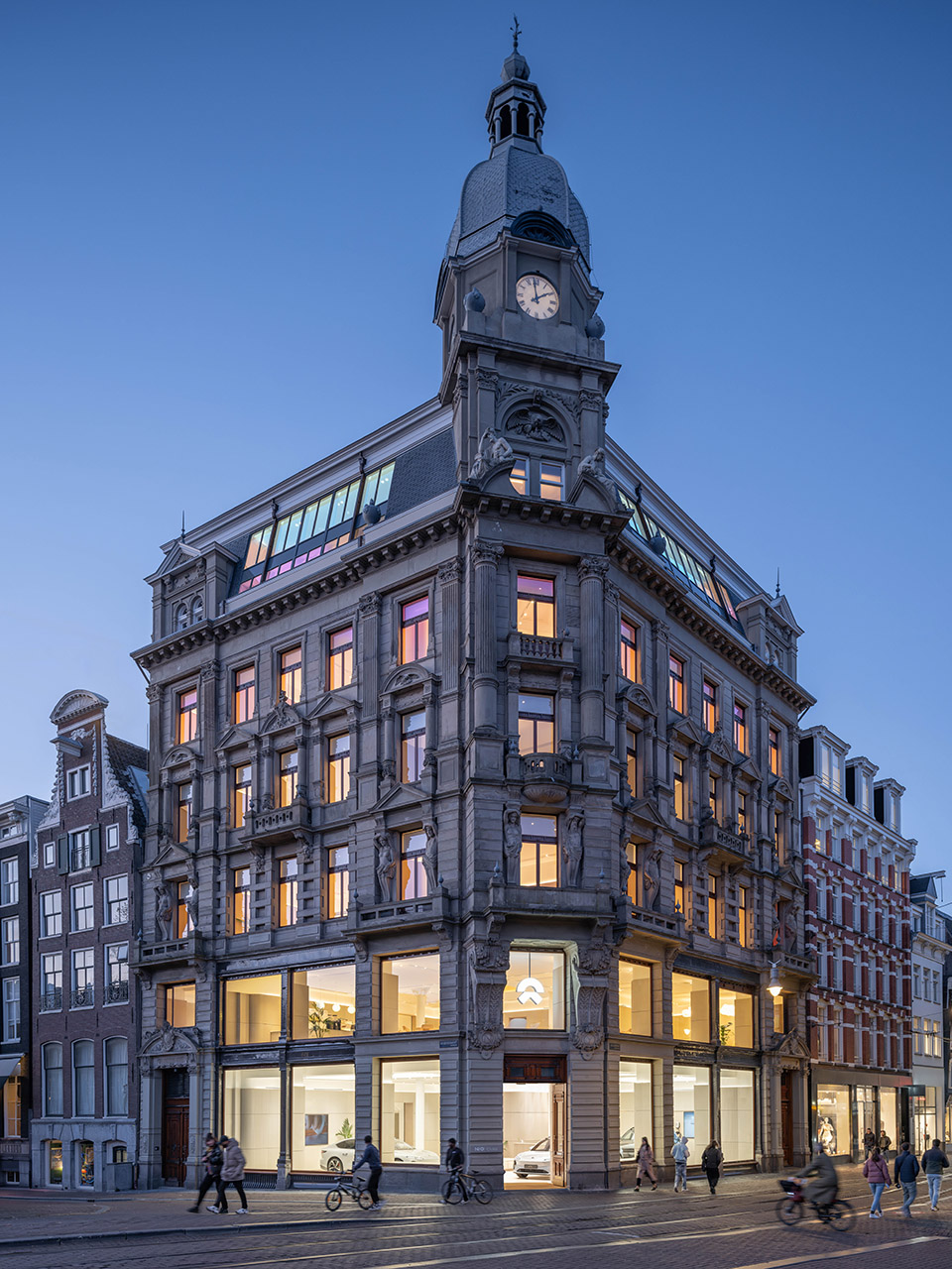 nios new european flagship store by mvrdv