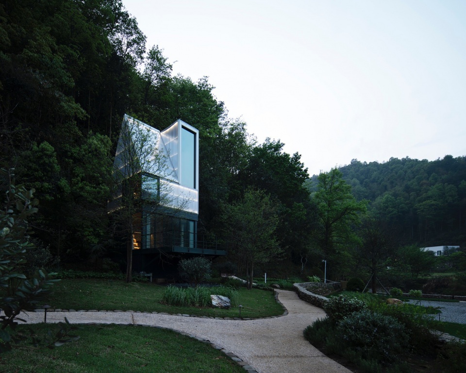spark lodges at ydd resort by eeri